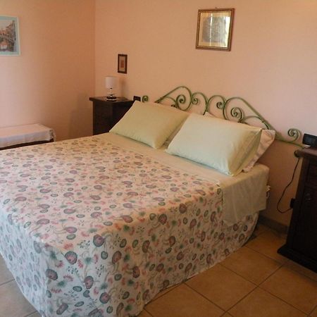 B&B Da Levi Piana Del Sole Rivalta Bormida Rom bilde