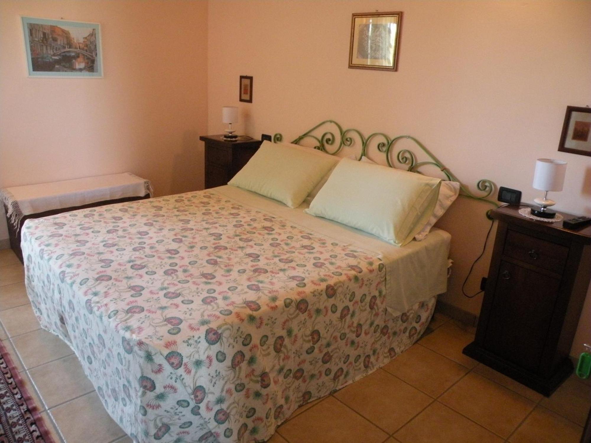 B&B Da Levi Piana Del Sole Rivalta Bormida Rom bilde